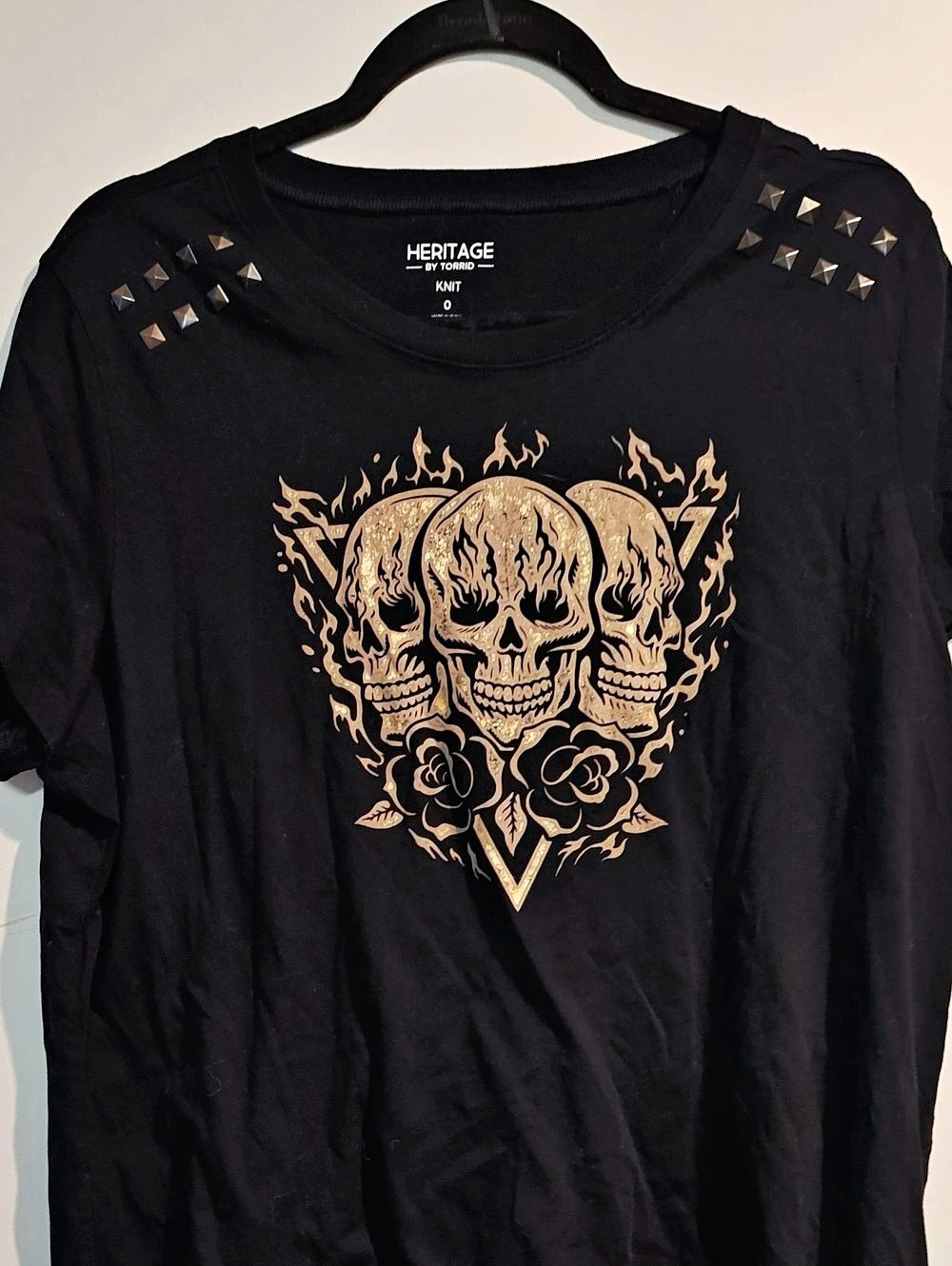 Heritage by Torrid Studded Skull Graphic Tee Size 0